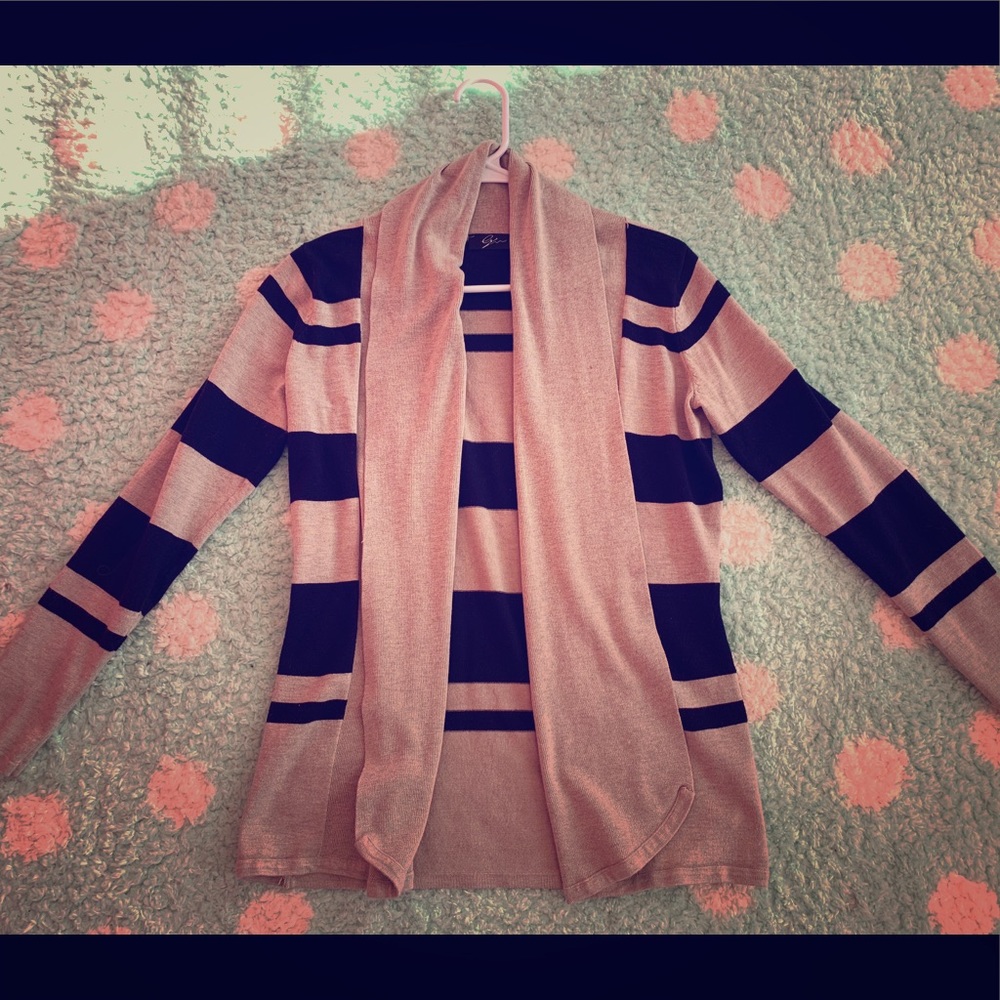 Cardigan sweater